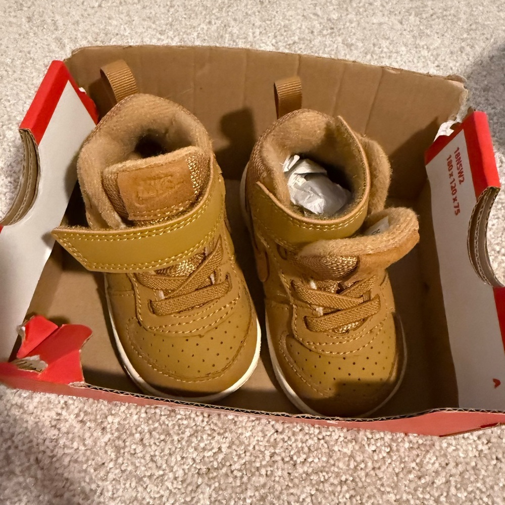 Nike Court Borough Mid Toddler Sneakers Brown US 4C NEW